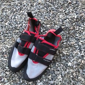 Mad Rock Bouldering/Rock Climbing Shoes